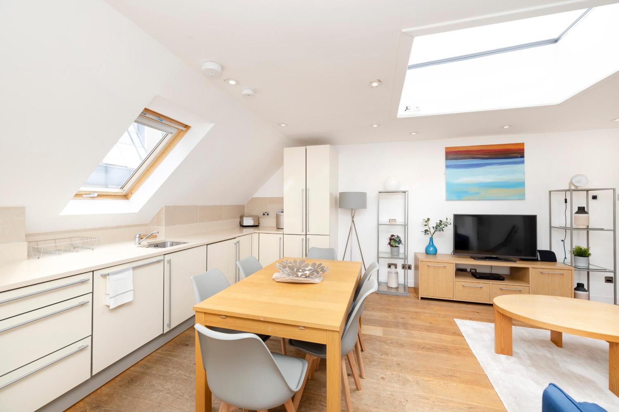 Ferienwohnung Joivy Superb Flats In The Heart Of EDI Exterior foto