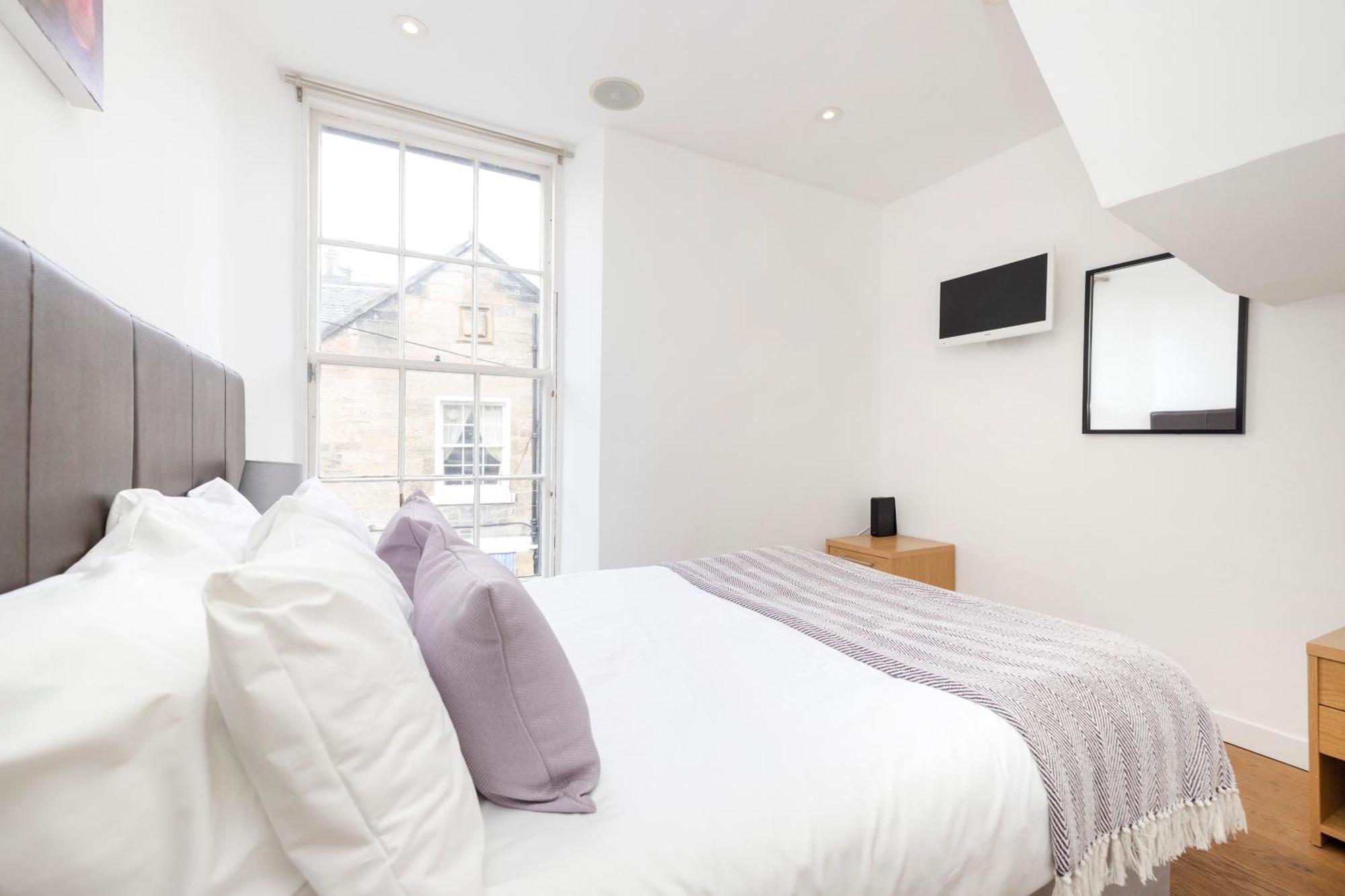 Ferienwohnung Joivy Superb Flats In The Heart Of EDI Exterior foto