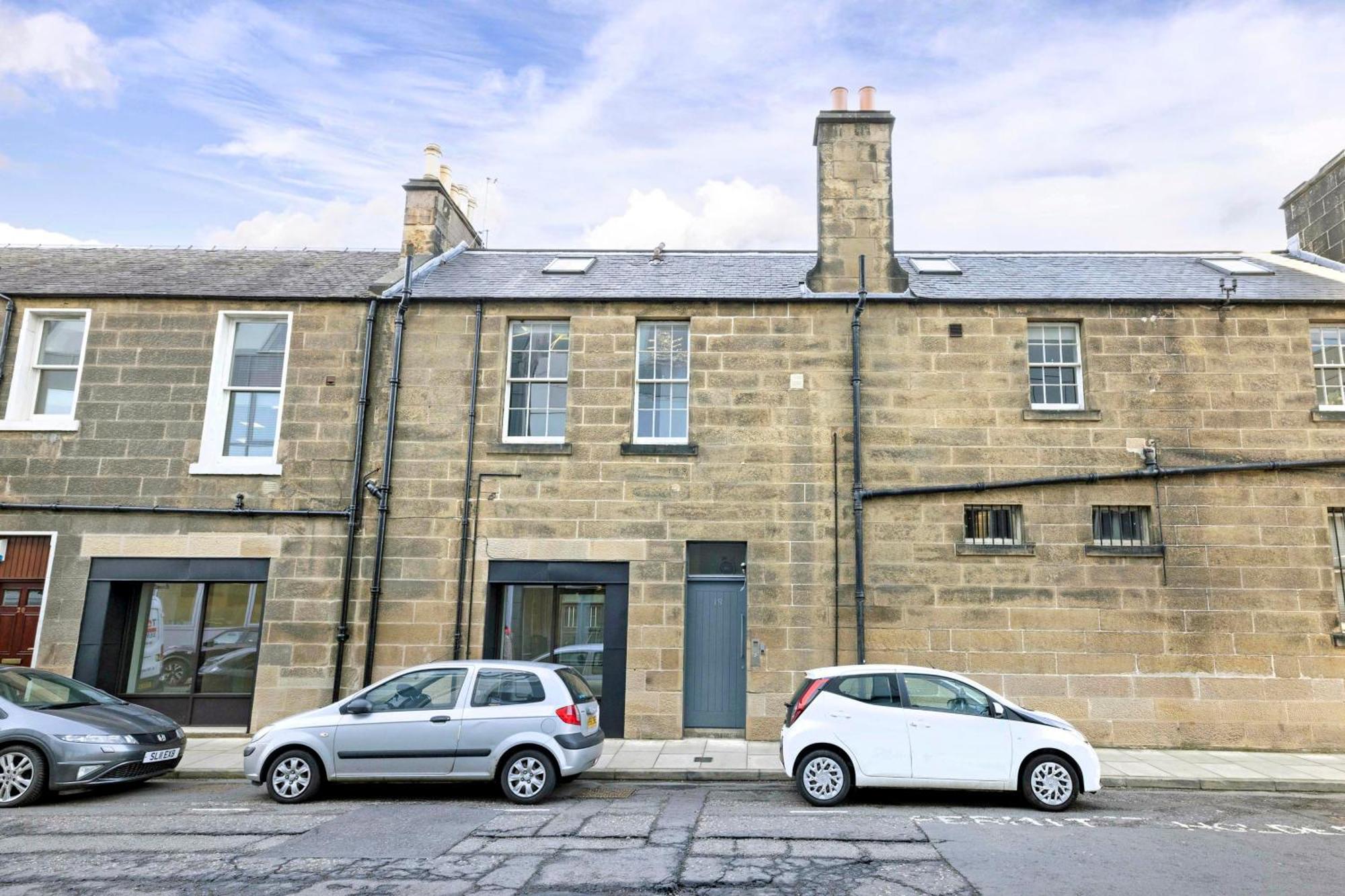 Ferienwohnung Joivy Superb Flats In The Heart Of EDI Exterior foto