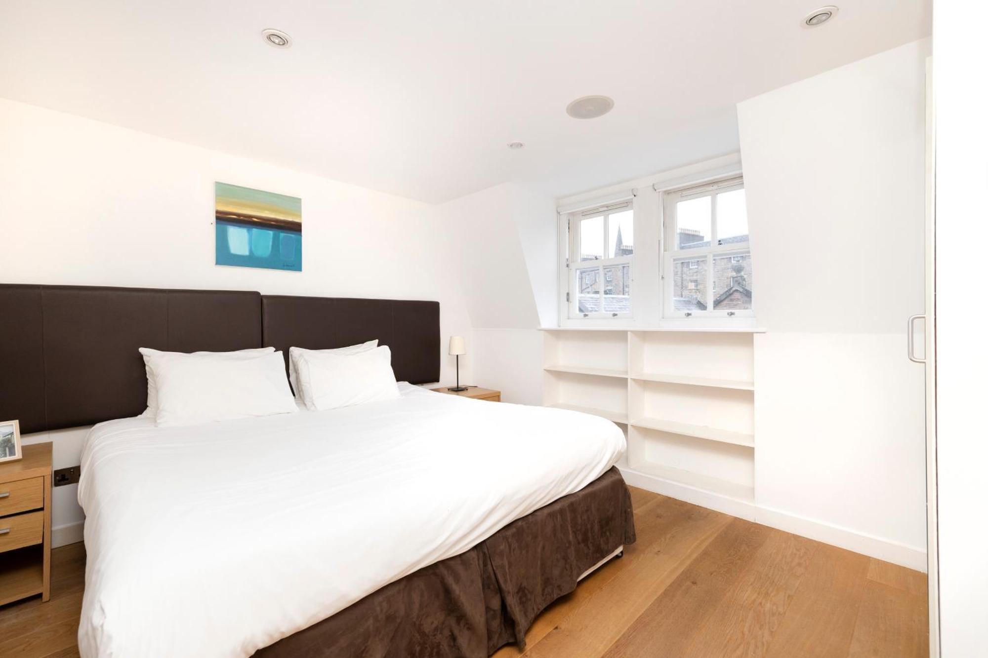 Ferienwohnung Joivy Superb Flats In The Heart Of EDI Exterior foto